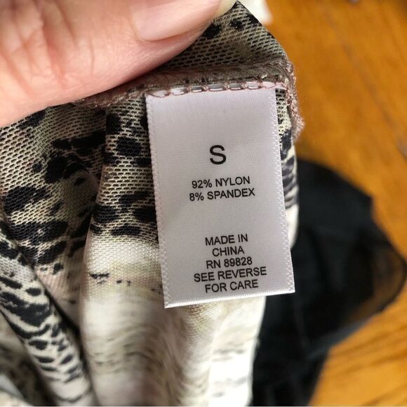 LOGO Layers Lori Goldstein Olive Green Snakeskin Mesh Sheer Long Sleeve Top - S - Picture 9 of 9